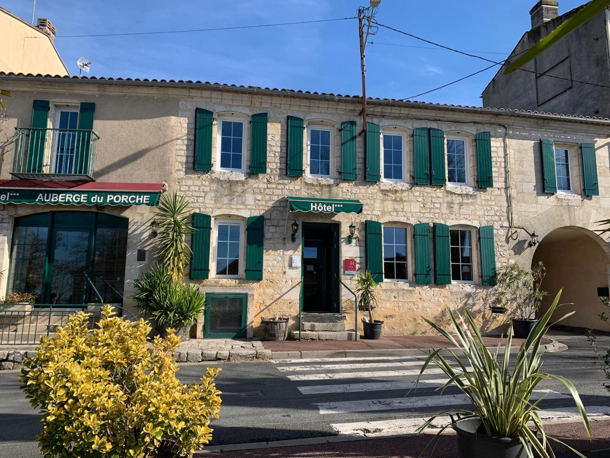 Auberge Du Porche Blaye-et-Sainte-Luce Eksteriør bilde