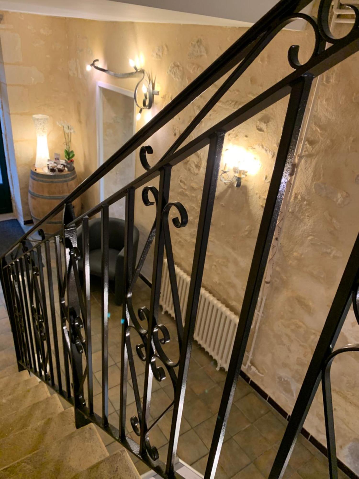 Auberge Du Porche Blaye-et-Sainte-Luce Eksteriør bilde