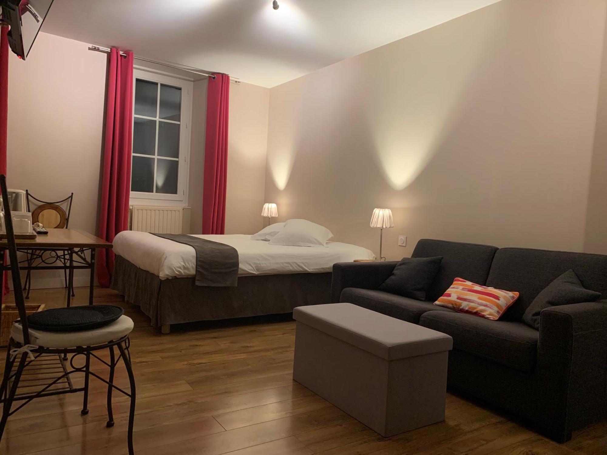 Auberge Du Porche Blaye-et-Sainte-Luce Eksteriør bilde