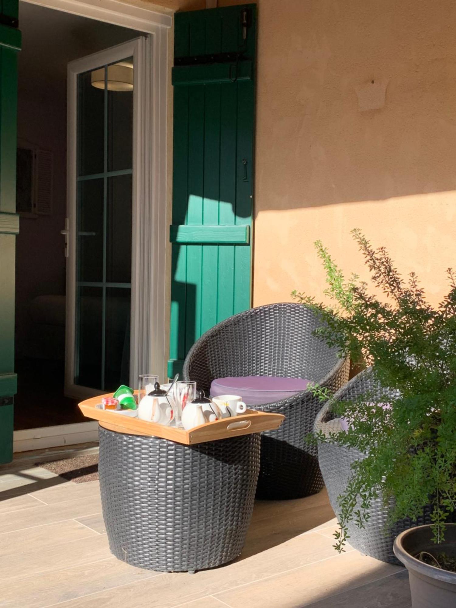Auberge Du Porche Blaye-et-Sainte-Luce Eksteriør bilde